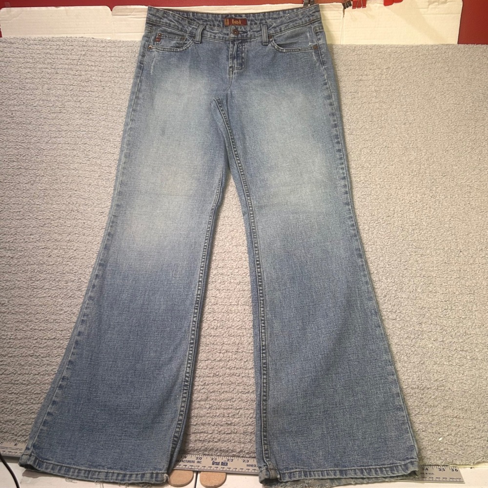 Vintage LEI Jeans Flare Low Rise Size 11  Y2K Grunge Indie Retro Streetwear